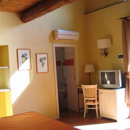 Hotell Etna 3*